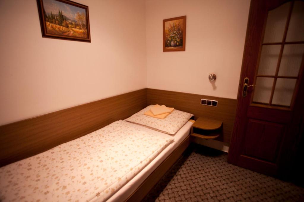 Hotel U Jiřího Humpolec Quarto foto